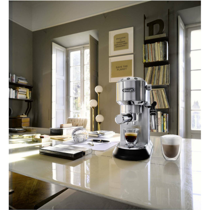 De'Longhi EC685.M  Dedica Pump Μηχανή Espresso 1300W Πίεσης 15bar Ασημί 