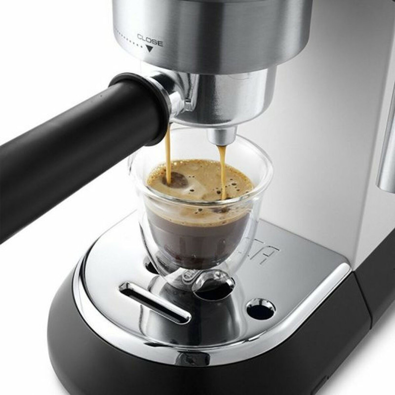 De'Longhi EC685.W Dedica Pump Μηχανή Espresso 1300W Πίεσης 15bar Λευκή 